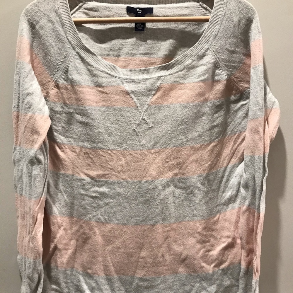 Gap size medium sweater